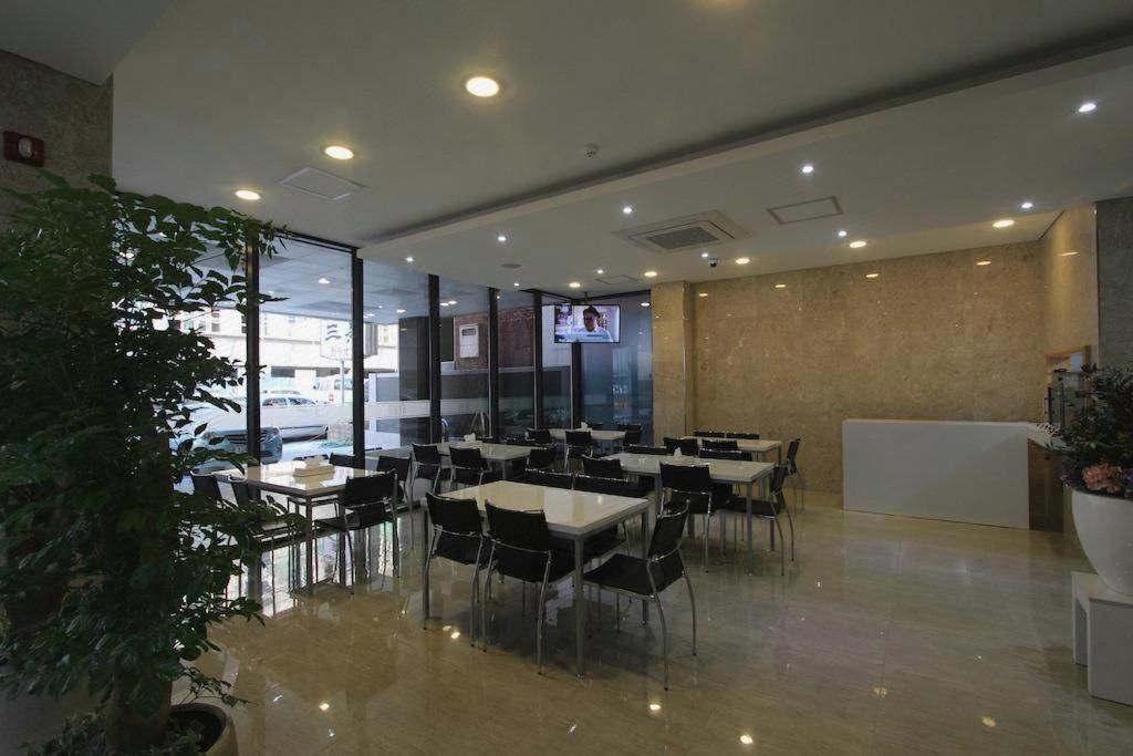 Reve Business Hotel Čedžu Exteriér fotografie