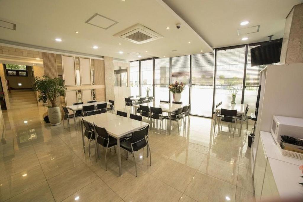Reve Business Hotel Čedžu Exteriér fotografie